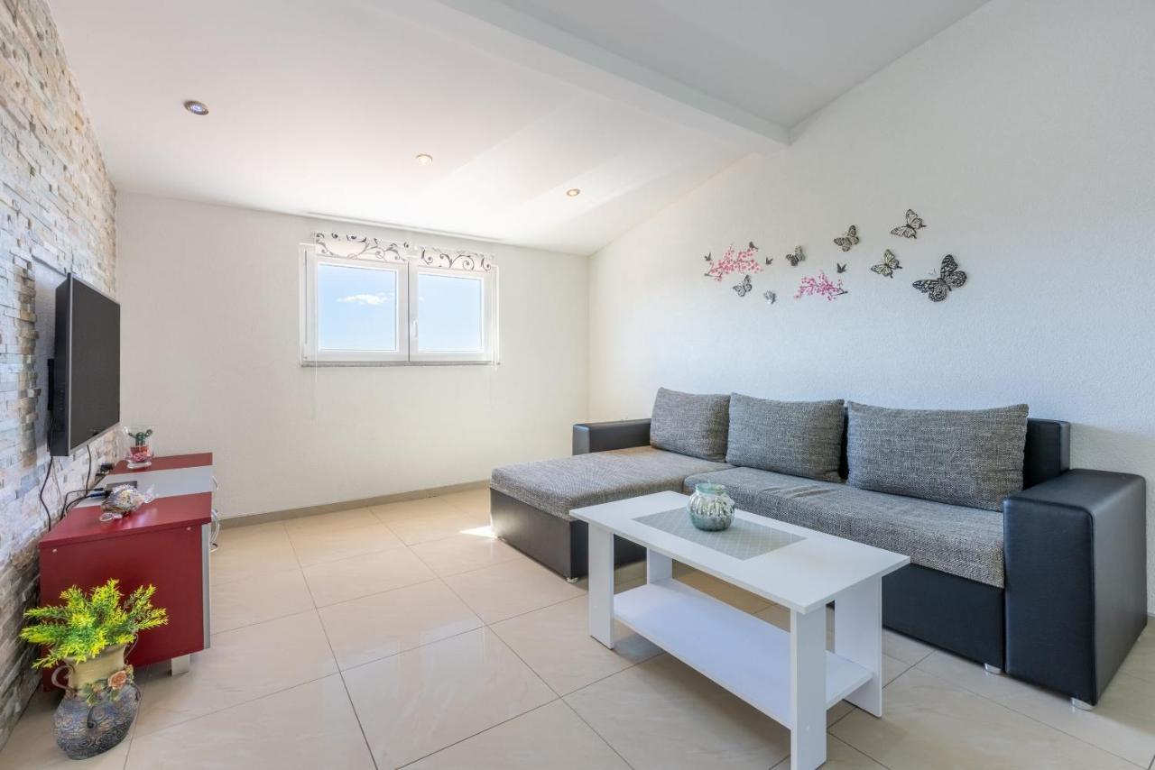 Apartments Pera Selce Exterior foto